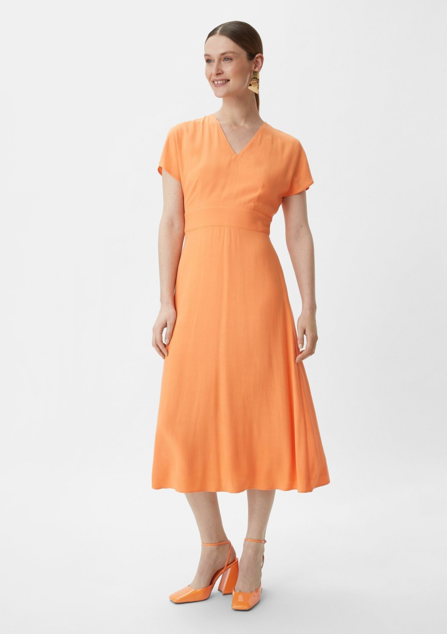 Comma Midi-Kleid Aus Satin Kleider