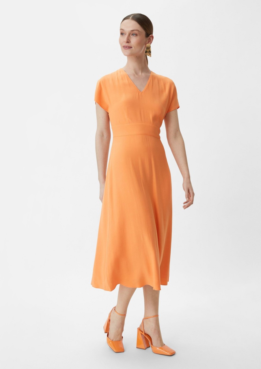 Comma Midi-Kleid Aus Satin Kleider