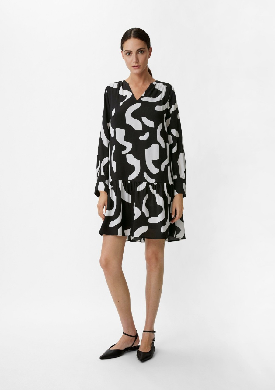 Comma Kleid Mit Allover-Print Kleider